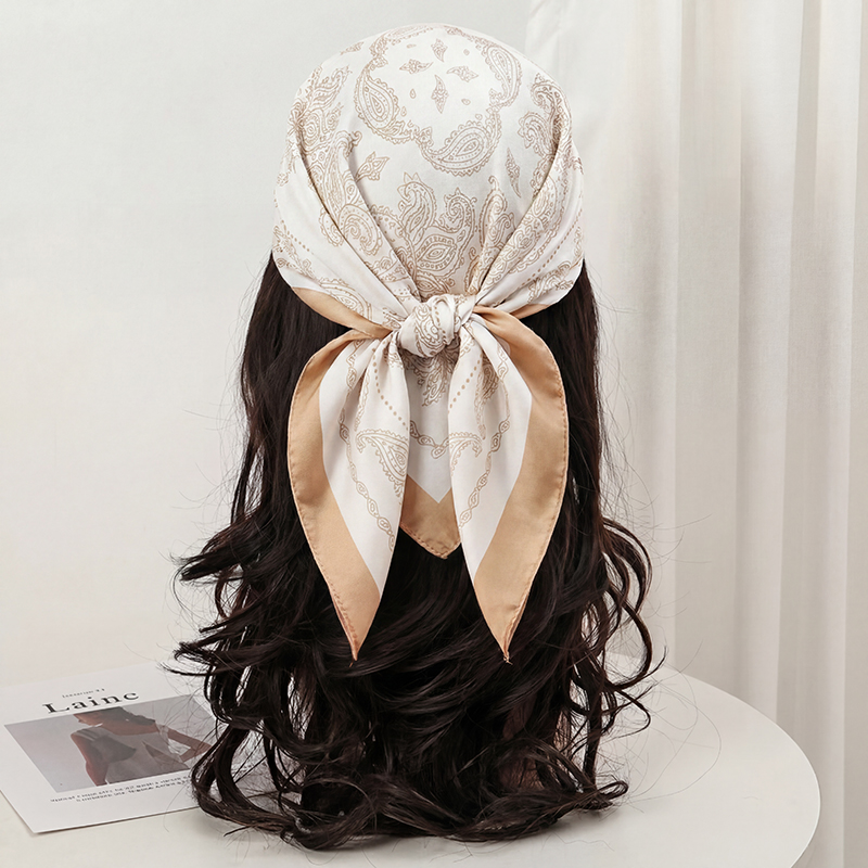 Vintage beige paisley print vi - Face Scarf Mask recensie en prijs